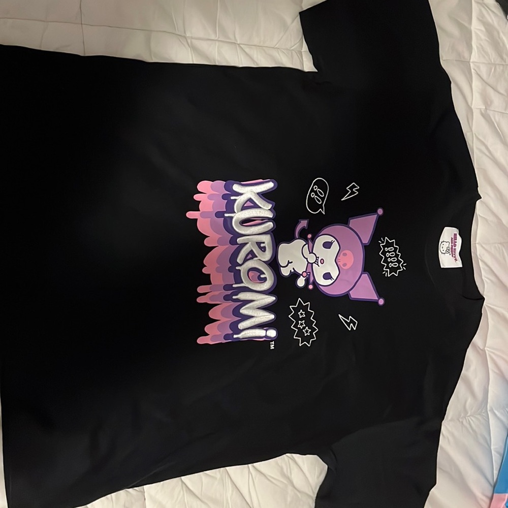 Kuromi (sanrio) oversized black t shirt